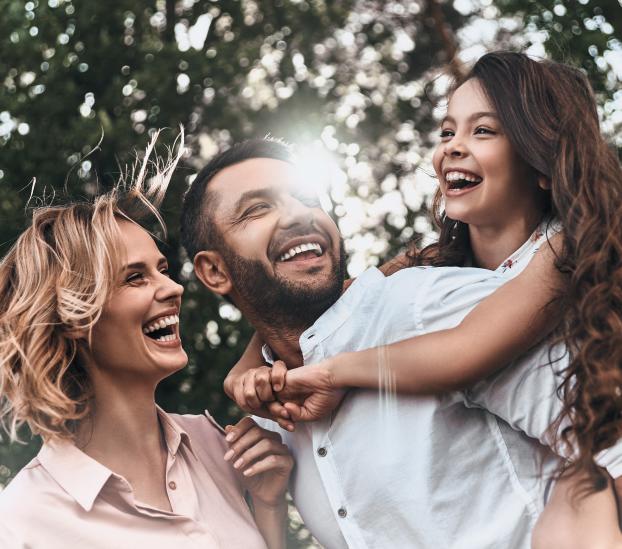 Picture of a smiling family